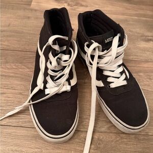 Vans Classic Black & White High-Tops